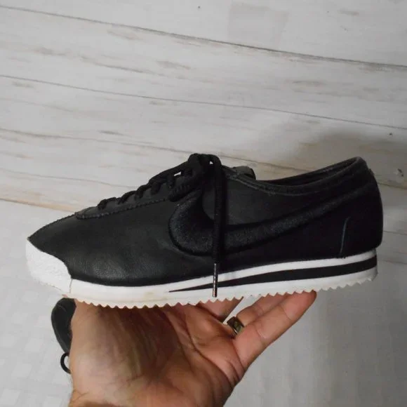 Nike Cortez 72 SI Black White Athletic Sneaker Shoe Womens Size 8 881205-001 - Picture 9 of 16